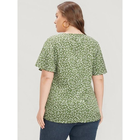 Bloomchic Ditsy Floral Ruffle Sleeve Button Detail Blouse Green White 12 - Picture 3 of 8